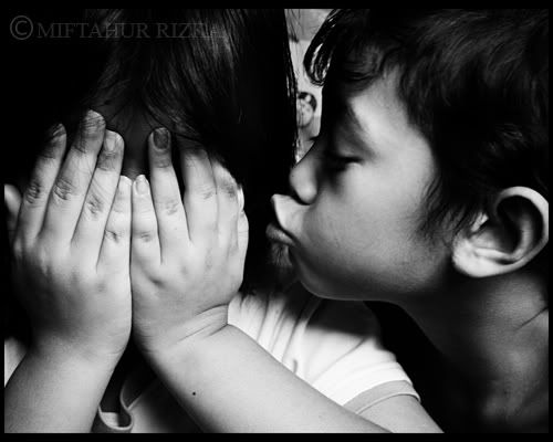 unwanted-kiss Pictures, Images and Photos