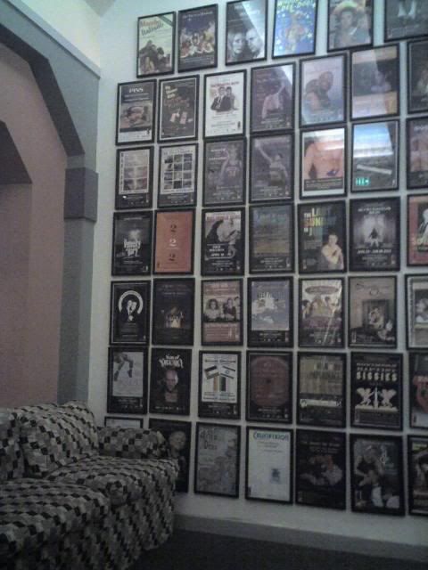 Proper way to display your window cards/posters