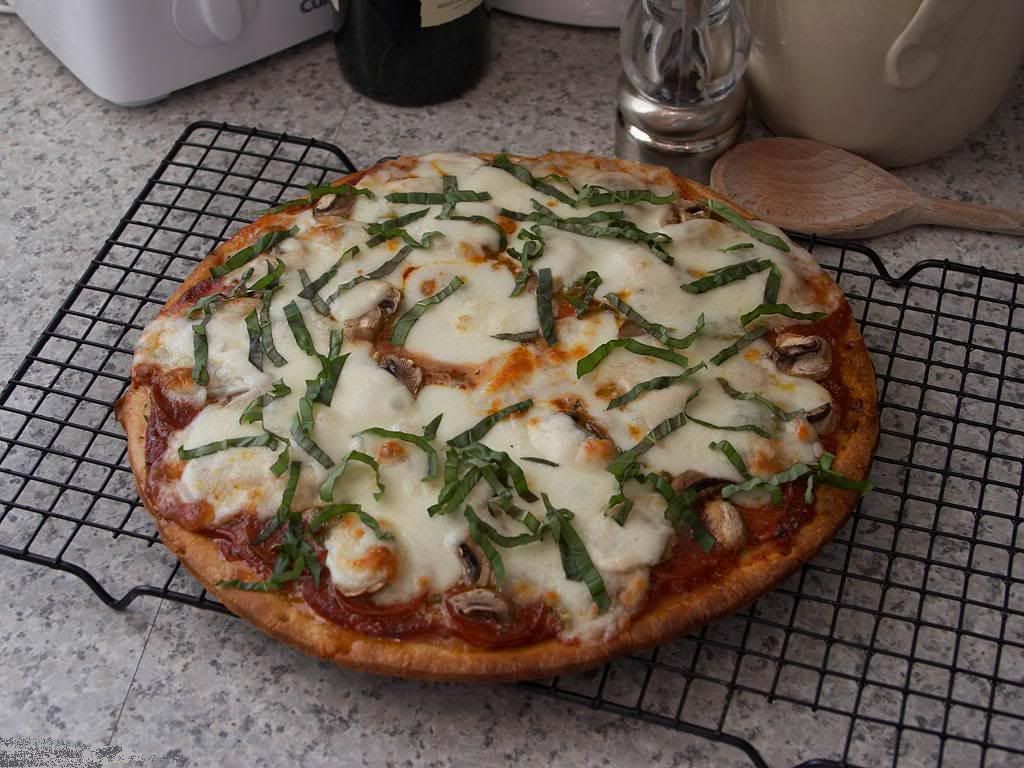 pizza-911857580390-buyuk.jpg
