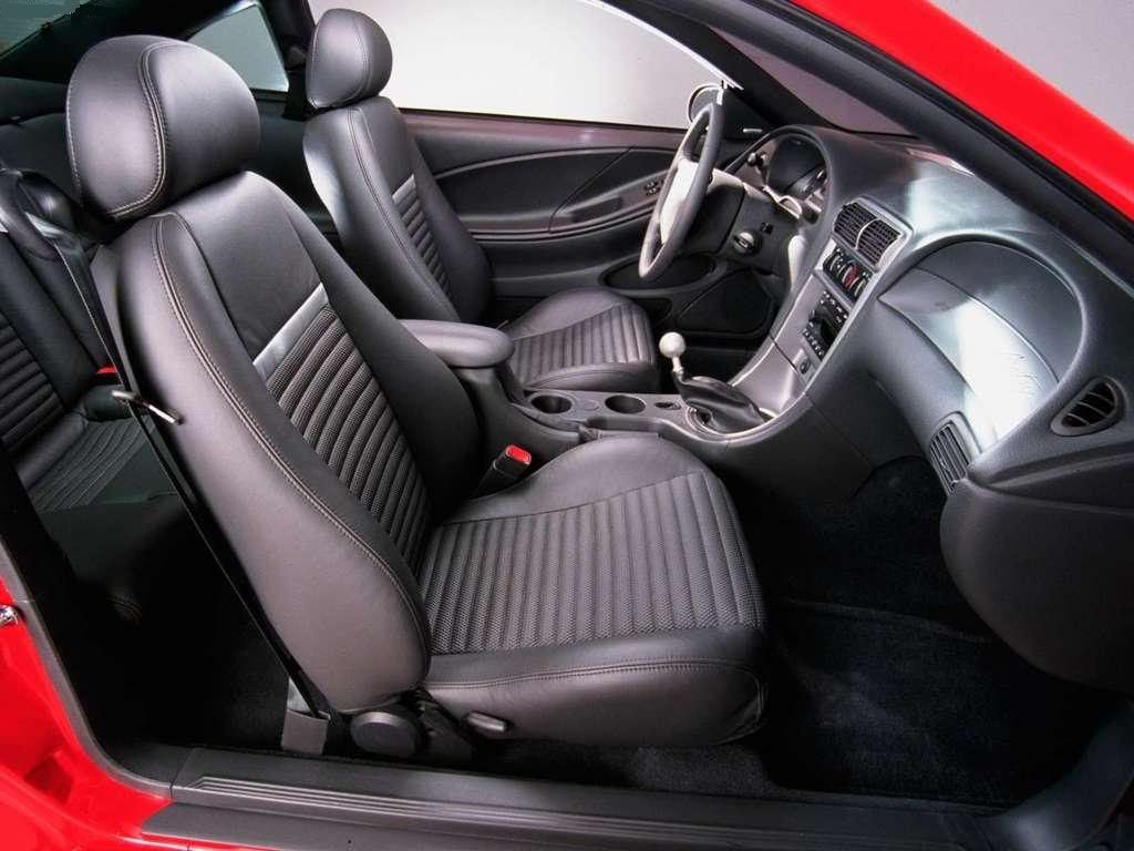 Ford-Mustang_Mach_1_2003_1024x76-19.jpg
