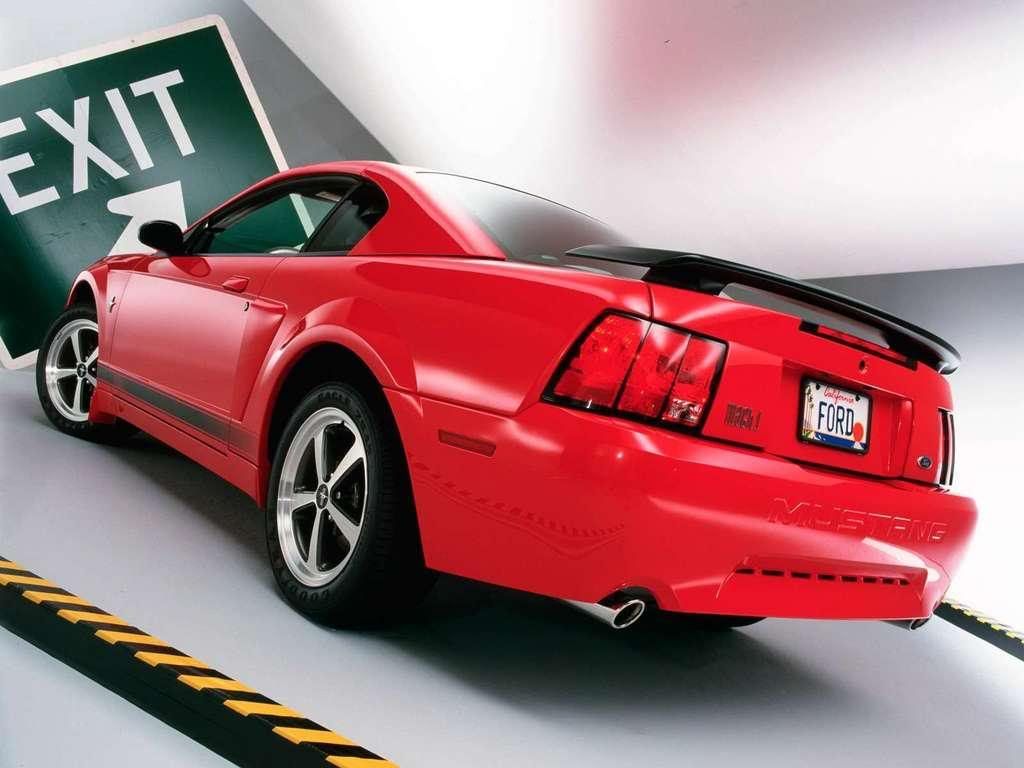 Ford-Mustang_Mach_1_2003_1024x76-2.jpg