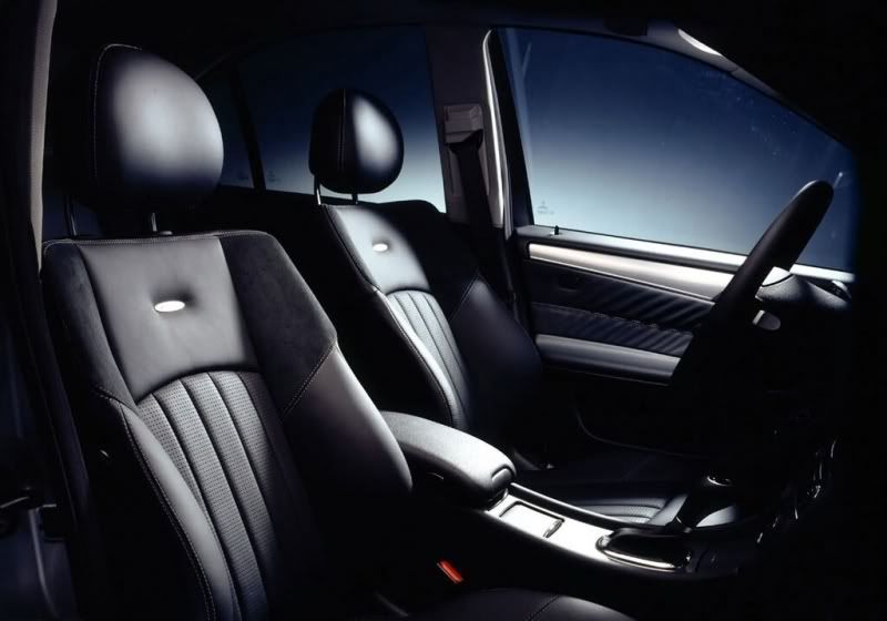Mercedes-Benz_C55_174-1024.jpg