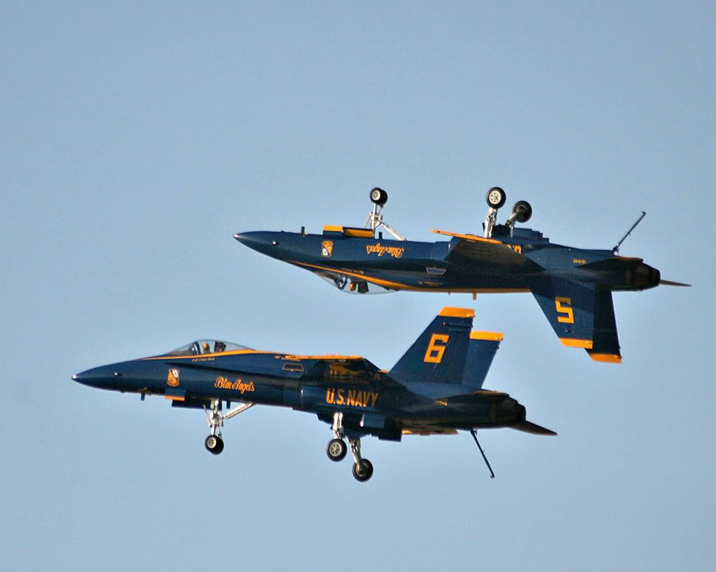 f_18_hornet_1.jpg