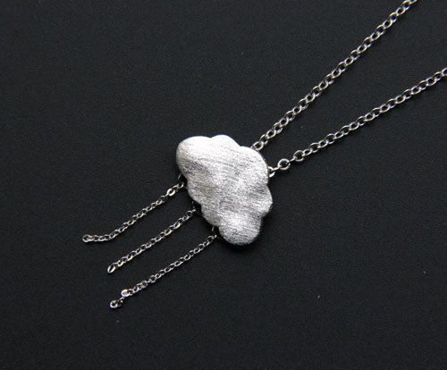 raining_cloud_pendant_necklace_rainy_cloud_jewelry_minimalist_gold_necklace_everyday_jewelry_wedding_jewelry_bridemaids_gift_zpstqxjgen1.jpg