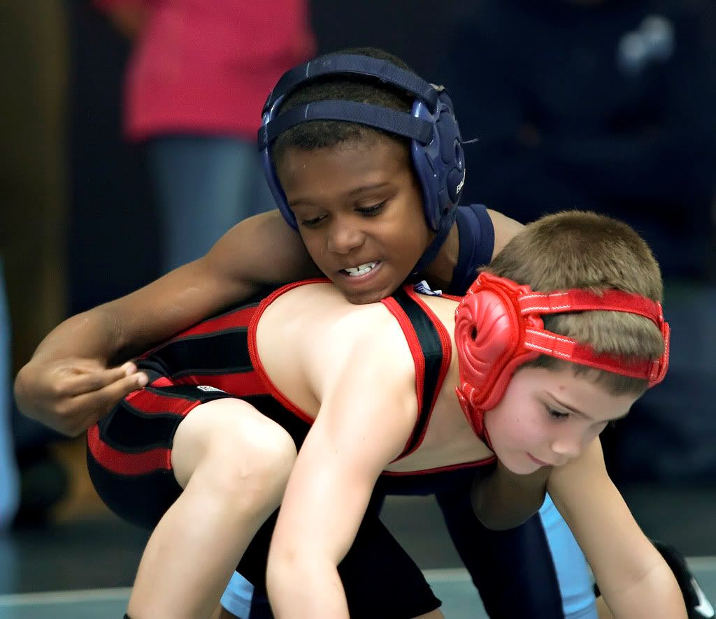 IMAGE: http://i151.photobucket.com/albums/s159/swedgen/4277482432_811552c155_b.jpg?t=1263597274