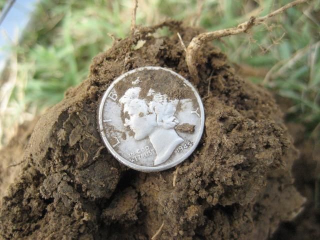 F75SE7SilverCoins030_zpsedb2b05b.jpg