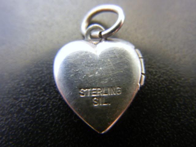 G2SterlingLocket002_zpsb5a91576.jpg