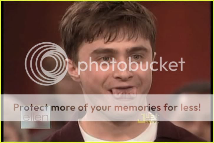 http://i151.photobucket.com/albums/s125/olgabelik/dan/daniel-radcliffe-tongue-03.jpg